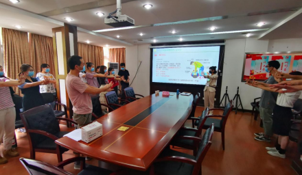9428cn太阳集团古天乐集团举办应急救护安全演练暨职工卫生健康预警教育讲座